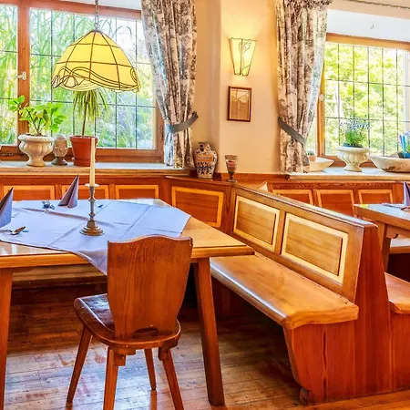 Landhotel Bayerische Alm Hotel 2*